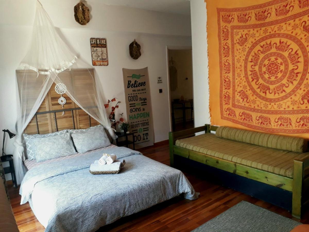 Urban Yoga House Hostel & Retreat Ioannina Ngoại thất bức ảnh